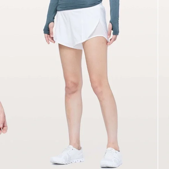 Lulu lemon attack the track white shorts - Picture 2 of 5